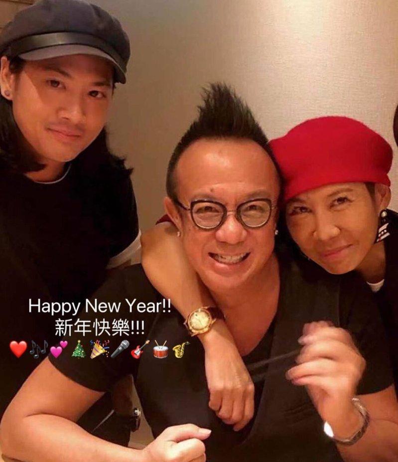 黄大炜(中)生前跟Vicky(右)、音乐人POLO形影不离。(取材自Instag...