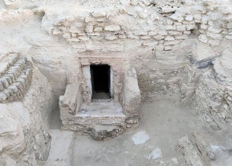 考古学家在埃及南部城市勒克索附近,发现一座拥有3000年历史的古墓。(取材自Lu...