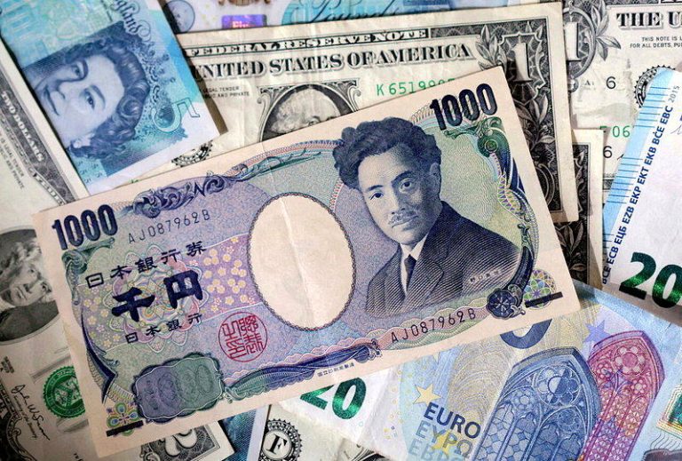 美日联手阻贬日圆 3大「破洞」让资金持续外流 7月30、31日两天,美日自1998年以来首次联手进场支撑日圆汇率。(路透)