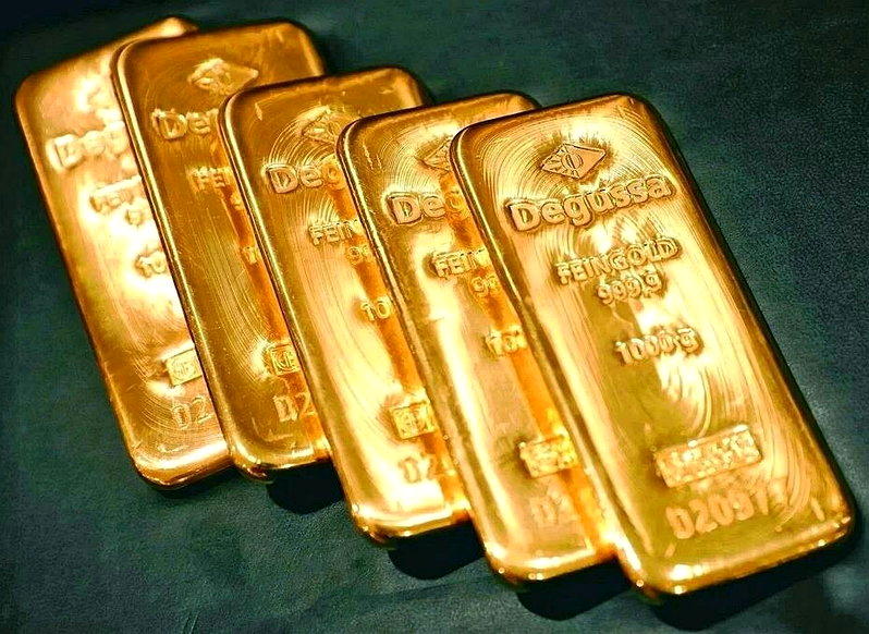 黄金现货价4日大致在平盘波动,目前报每英两4,050美元,稳居4,000美元之上...