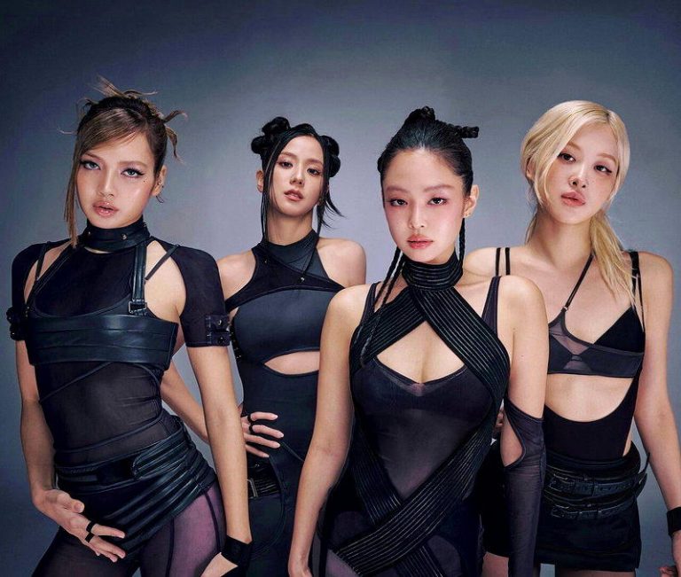 BLACKPINK出道10周年的重要活动，却因经纪公司活动安排引发争议。(取材自...