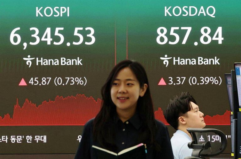 全球资金从台日韩等偏重AI半导体的股票，转向欧洲，不再独钟AI，而是进行多元化投...