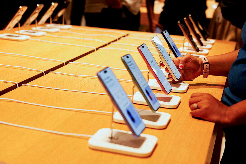 iPhone手机档案照。(路透)