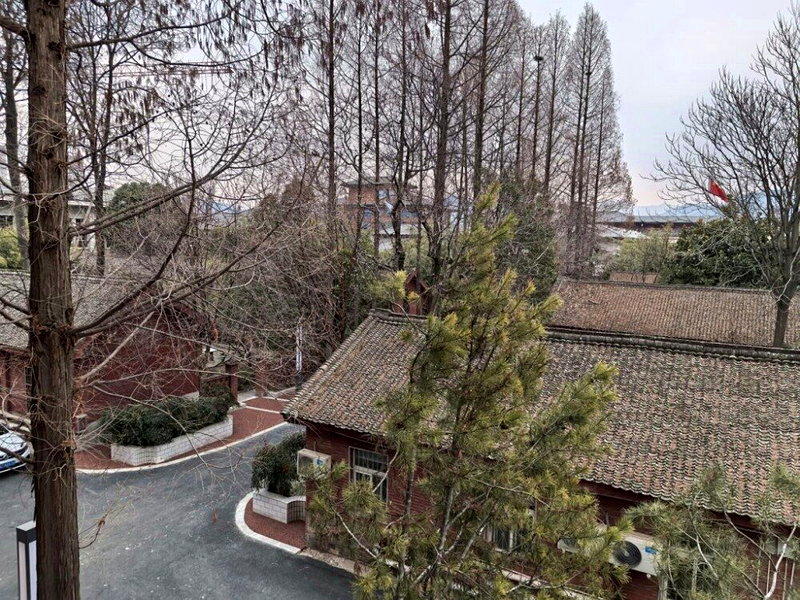 卢氏县委大院的前身是县衙。（取材自澎湃新闻）