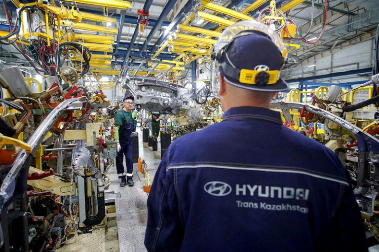 抵御中国平价车威胁…现代汽车发豪语 2030年前推百款新车 南韩现代汽车26日发豪语,将在2030年前,于全球新发表或改款共100多款车。(...