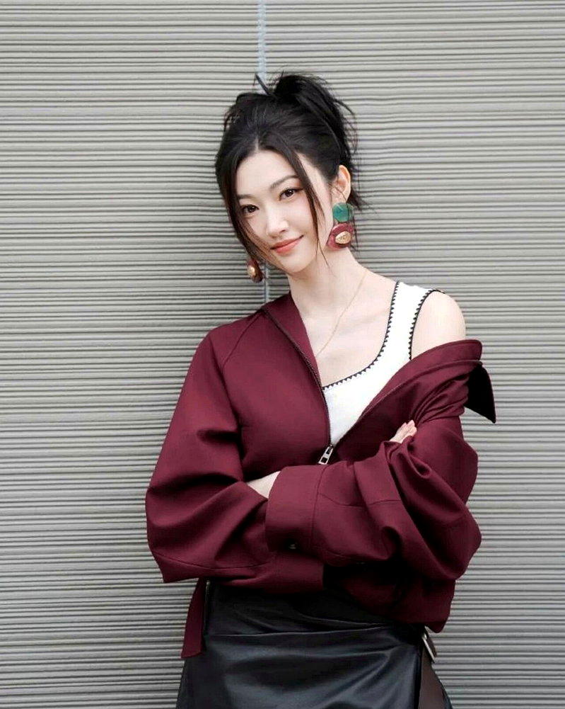 37岁中国女星景甜近期卷入风波。(取材自微博 )