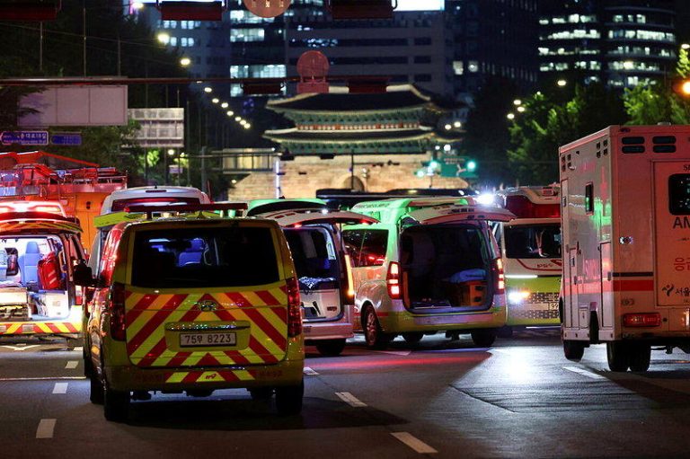 南韩张润基杀人案争议 警方将导入亲属回避制 南韩光州5月发生「张润基杀人案」,牵扯出凶嫌父亲为警官以及侦查包庇等一连串争议。...
