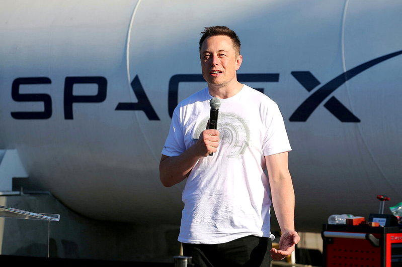 马斯克的SpaceX与特斯拉初期将砸168亿美元,兴建名为Terafab的先进A...