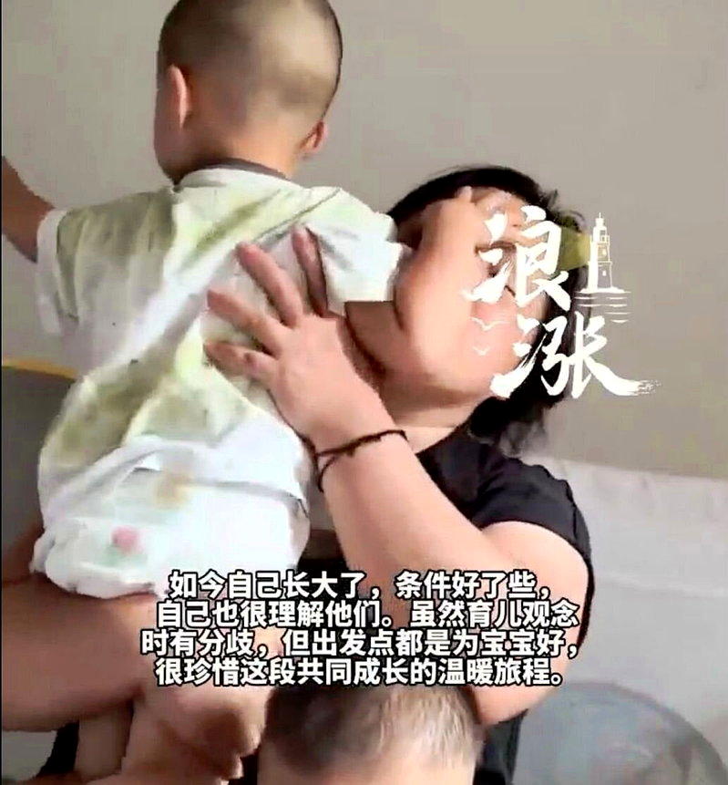 湖南一对年纪相差18岁的母女日前先后生下宝宝。(取材自潇湘晨报)