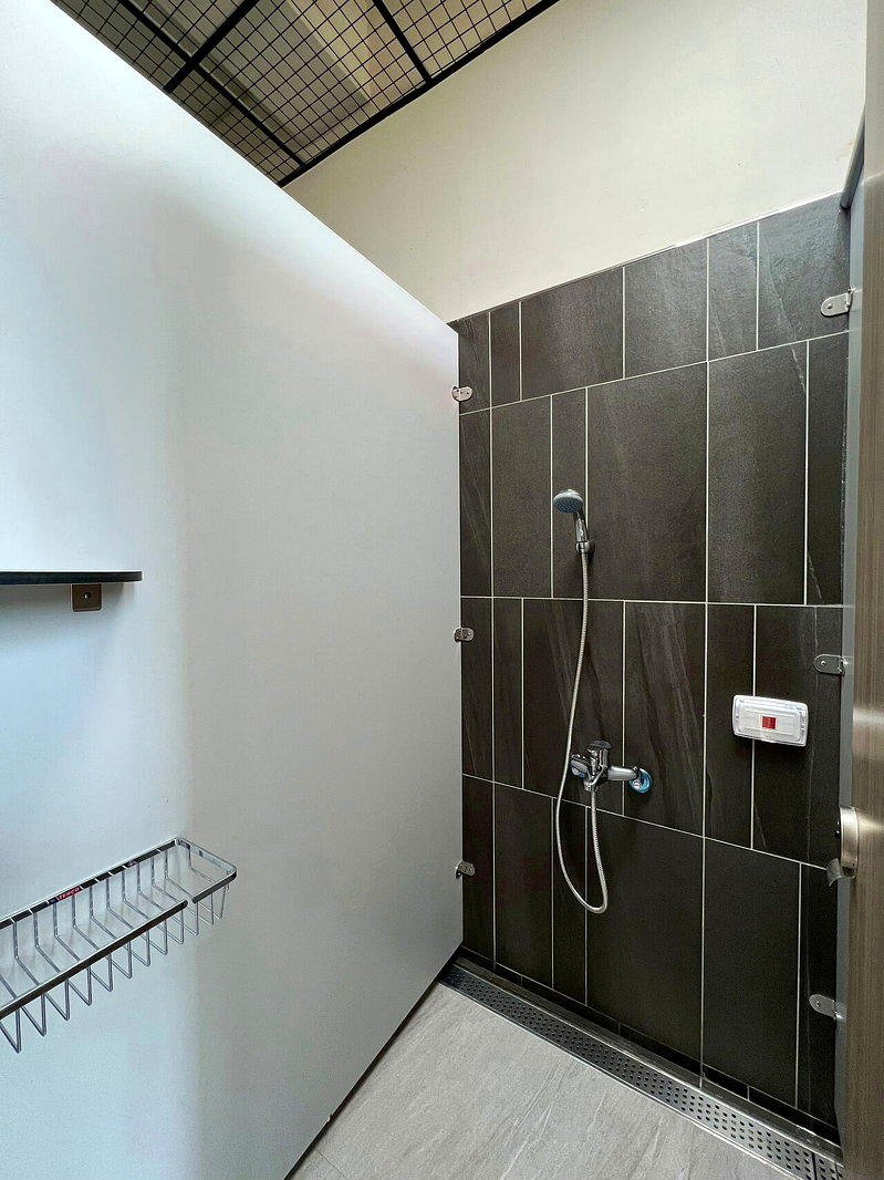 图为淋浴间示意图,与新闻无关。(本报数据照片)
