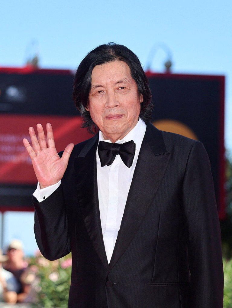 李沧东重返威尼斯 「爱有如果」首映热烈 全场鼓掌6分钟 李沧东曾表示,自己「不是那种可以轻易拍电影的导演」。(路透)