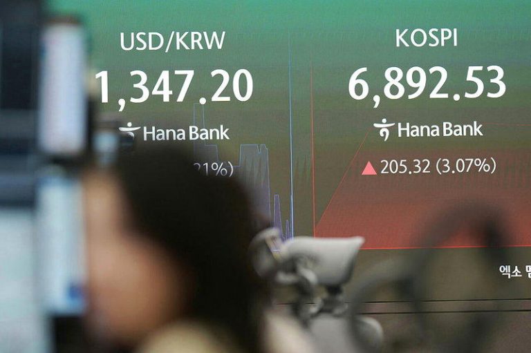 韩元盘中一度升值1.3%，来到1美元兑1,334.70韩元，创2024年10月以...