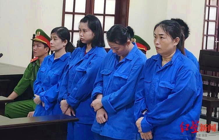 本案的几名涉案人员均出庭,图为庭审现场。(取材自哈尔滨新闻网)
