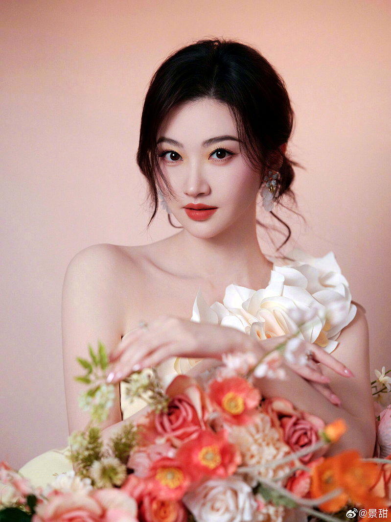 景甜爆出与孙宇晨财产纠纷后,商务资源一度下降。(取材自微博)