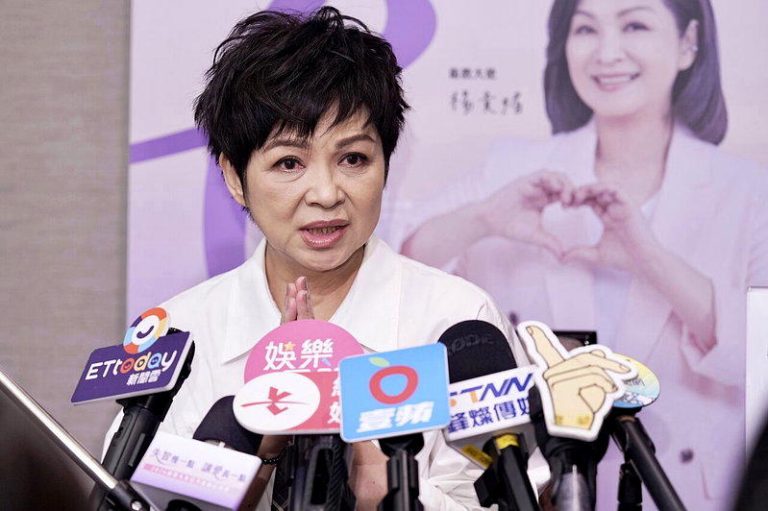 「那是你家的事」?影后照顾中风母16年 与失智家庭共鸣 杨贵媚昨出席失智症卫教记者会。图/读者提供