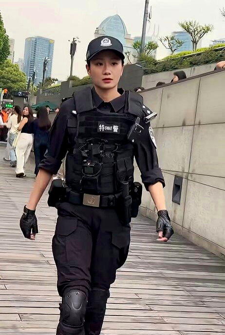 上海女特警钱雪颖。（视频截屏）