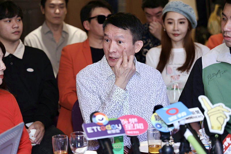 秦杨出席活动,聊自己眼睛病情。(记者陈慧贞/摄影)