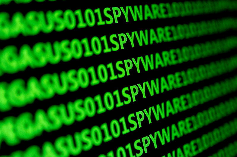金融时报报导,商业间谍软件公司利用全球在线广告系统的弱点,只借由展示广告就骇入手...