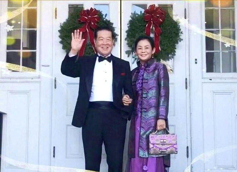 李昌钰与蒋霞萍婚礼时的合影。(取材自大皖新闻)